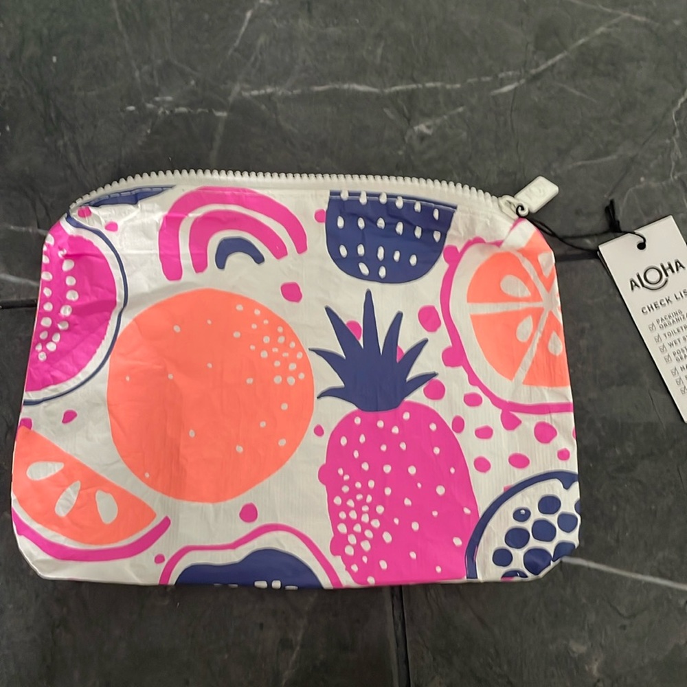 ALOHA Collection pouch -NWT